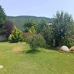 Ma-bebe Summer Playhouse - Jacuzzi, Sauna, Playground, And Woods --- 1 Or 2 Families Welcomed --- Nb-events And Outside Guests Are Not Allowed * Pancharevo