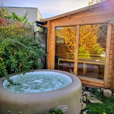 Ma-bebe Summer Playhouse - Jacuzzi, Sauna, Playground, And Woods --- 1 Or 2 Families Welcomed --- Nb-events And Outside Guests Are Not Allowed Pancharevo