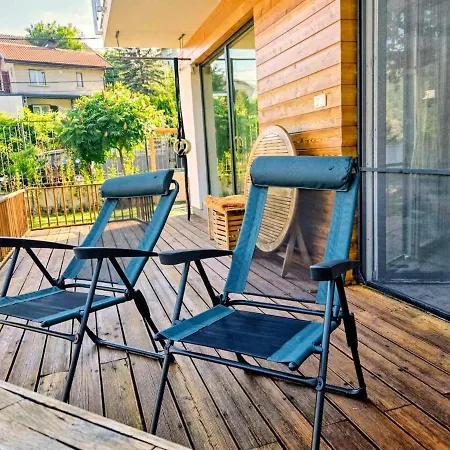 Ma-bebe Summer Playhouse - Jacuzzi, Sauna, Playground, And Woods --- 1 Or 2 Families Welcomed --- Nb-events And Outside Guests Are Not Allowed * Pancharevo