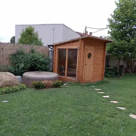 Ma-bebe Summer Playhouse - Jacuzzi, Sauna, Playground, And Woods --- 1 Or 2 Families Welcomed --- Nb-events And Outside Guests Are Not Allowed * Pancharevo