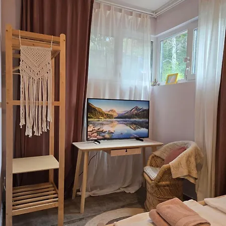 Ma-bebe Summer Playhouse - Jacuzzi, Sauna, Playground, And Woods --- 1 Or 2 Families Welcomed --- Nb-events And Outside Guests Are Not Allowed Pancharevo